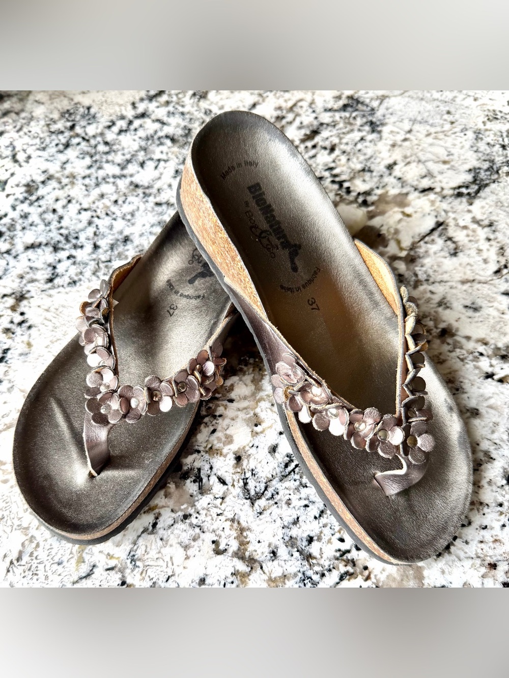 Bionatural Women’s Metallic Brown Floral Thong Sandals_Made in Italy_Sz 37